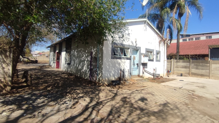 3 Bedroom Property for Sale in Rustenburg Central North West